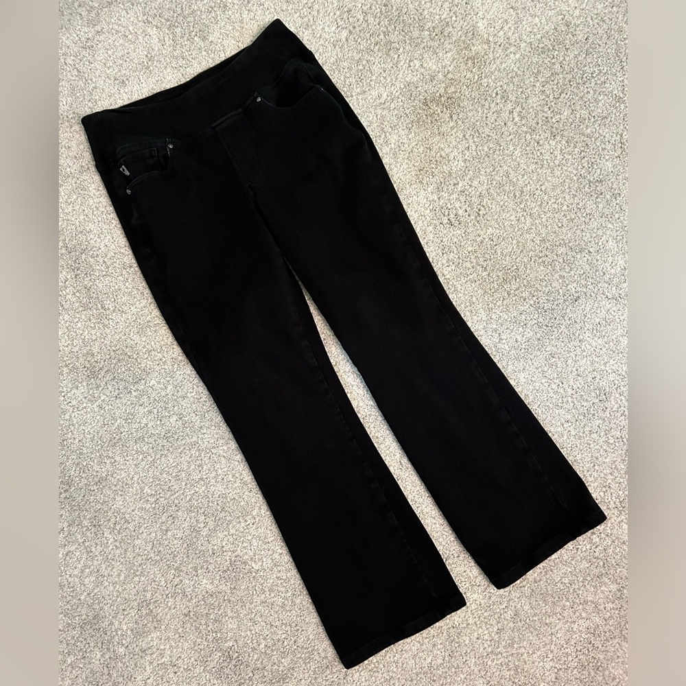 Belle by Kim Gravel Black Bootcut Jeans size 8p EUC